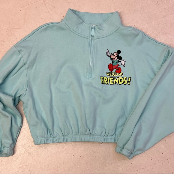Disney crop 1/4 zip with embroidered Mickey sky blue! XL Beautiful and unique! - Picture 2 of 8